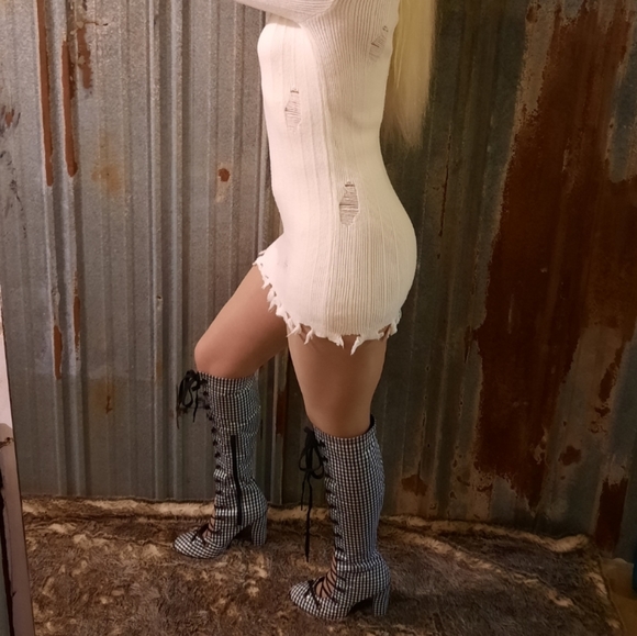Plaid Lace Up Over the Knee Boots - Picture 4 of 10
